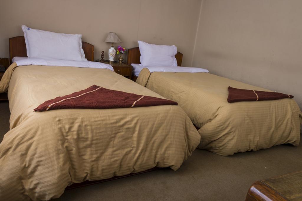 Hotel Metropolitan Kantipur Kathmandu Exterior photo